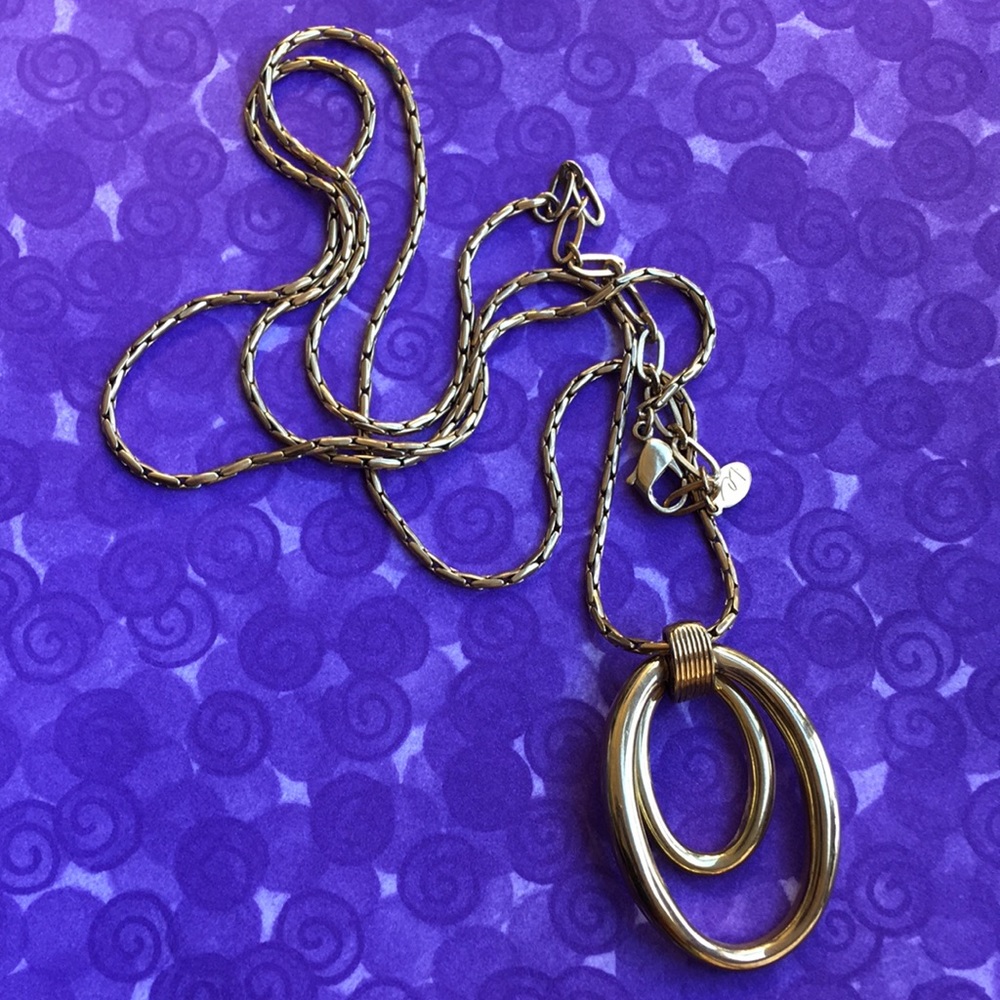 Vintage Liz Claiborne long gold chain pendant